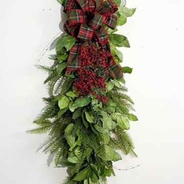 Outdoor Holiday Decor