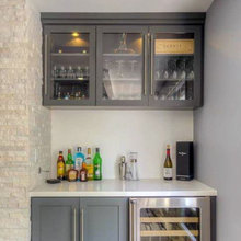 Bar corner