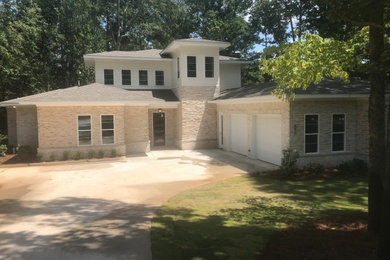 Mid-century modern exterior home photo in Atlanta