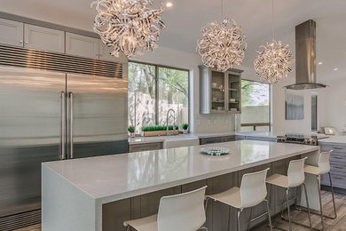 Example of a classic kitchen design in Phoenix