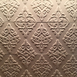 Chateau Du Lac Kitchen Bar - Wall And Floor Tile