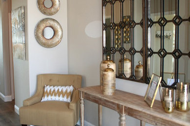 Example of an eclectic entryway design in Sacramento