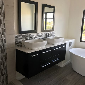 Eden Mosaic Tile Installations: Grey Blends Thin Lines Aluminum Tile