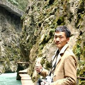 Yibing Lan's photo