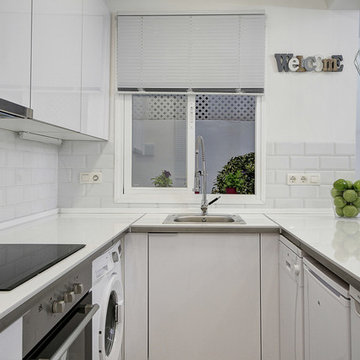 Cocina blanca sin tiradores