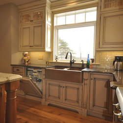 Traditional Kitchen 4 - Dishwashers