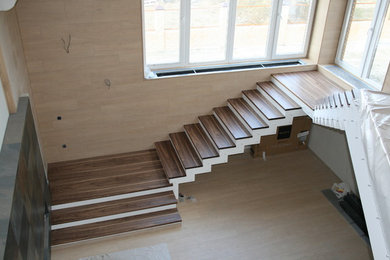 На фото: лестница