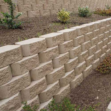 Los Angeles, CA - Retaining Wall Construction Services