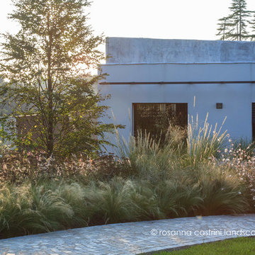 Un giardino collinare in stile Dutch Wave