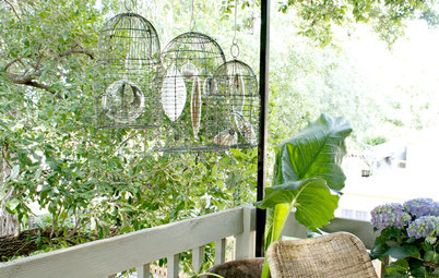 Créez une ambiance romantique grâce aux cages à oiseaux