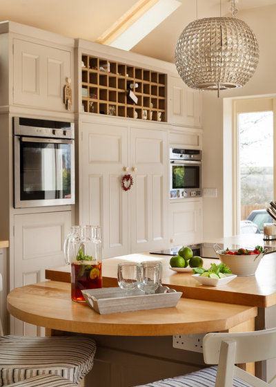 Country Kitchen by Hill Farm Furniture Ltd