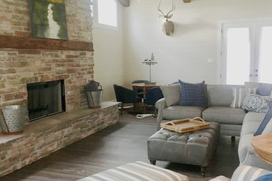 Country home design photo