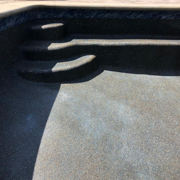 Pool pebble finish