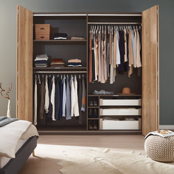 WingLine L - Closet Storage