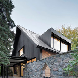 Versa (MS-9) - Siding And Stone Veneer