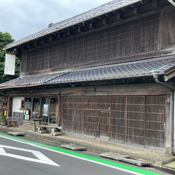 川越の蔵の町から喧騒を外れた旧武家屋敷エリアにございます。普段はカフェや宿泊施設でもあるので、ぜひお立ち寄りください - 商品