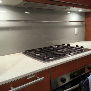 kitchen glass backsplash