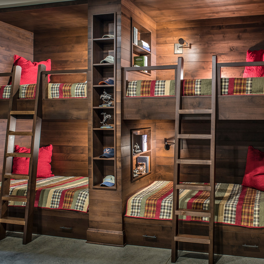 Grand Highlands Rustic