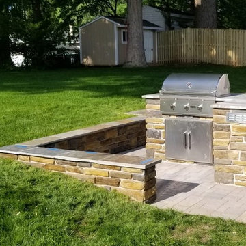 Outdoor Kitchen