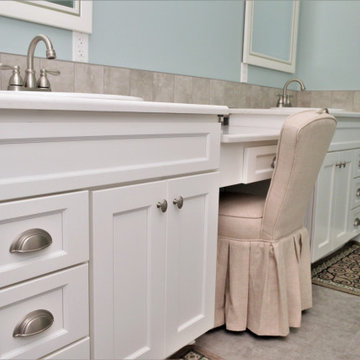 Transitional White Maple Kitchen. BaileyTown USA Select