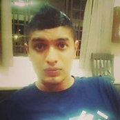 Viknesh Rajan's photo
