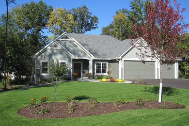Elegant exterior home photo in Minneapolis