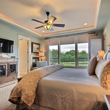 Master Suite - The Poplar - Super Ranch in Monet's Garden