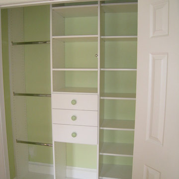 Small Reach In Closets