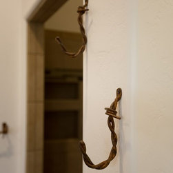 Barbed Wire Hooks - Bath Products