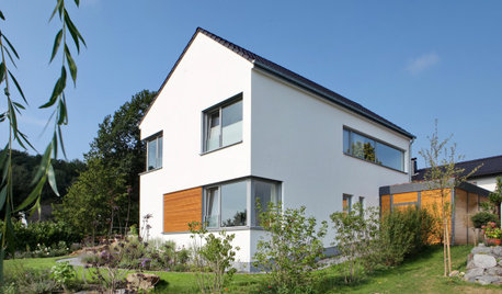 Ein Neubau mit viel Weiß, Wärme und Weitblick