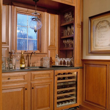 Wet Bar with Wine refrigerator
