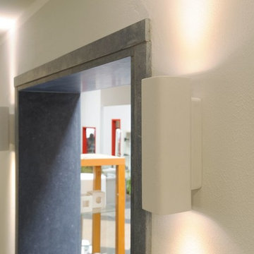 Plastra WL-1 2-Light Wall Lamp
