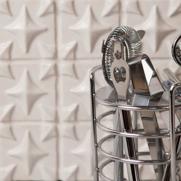 Geometric Starburst Tile