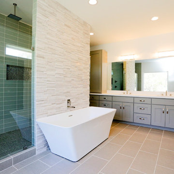 Oak Forest New Custom Home-Cheshire- master bathroom