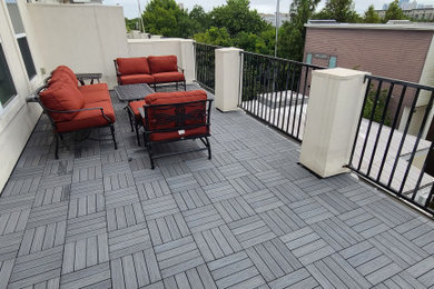 Inspiration for a contemporary balcony remodel in Houston