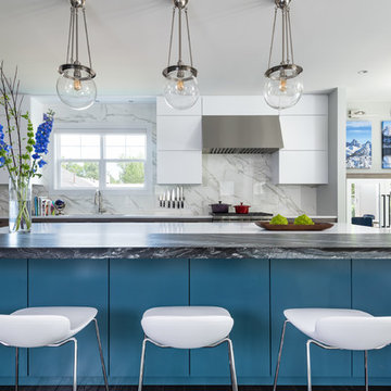 Elegant Family Kitchen in Washington, DC