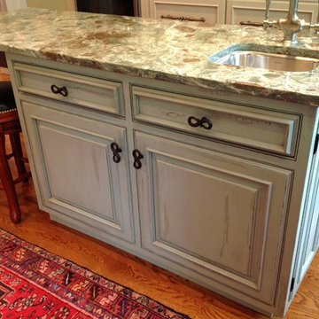 Brush Crackled Distressed Island