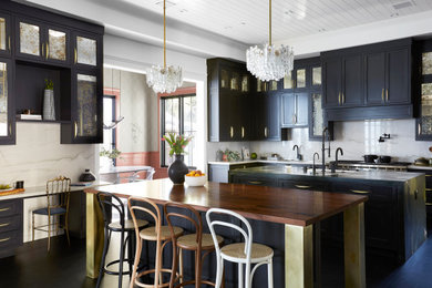 Inspiration for a transitional kitchen remodel in Los Angeles