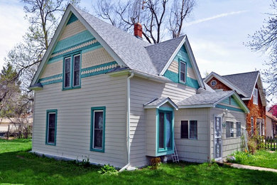Inspiration for a small craftsman home design remodel in Denver