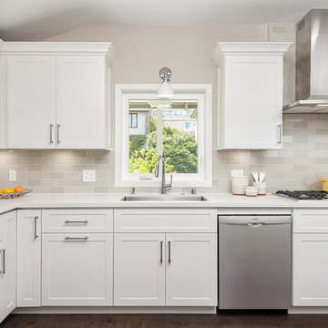 Contemporary Rolling Hills Kitchen