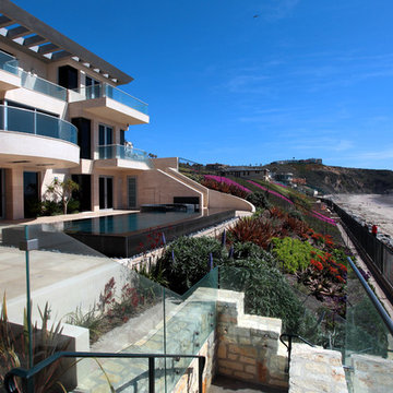 Strand Beach Modern