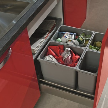 Red gloss ktichen bin