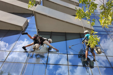 Commercial | Residential Window cleaning services