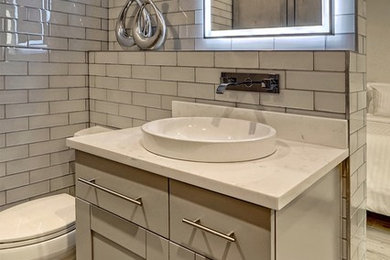 Inspiration for a modern bathroom remodel in Dallas