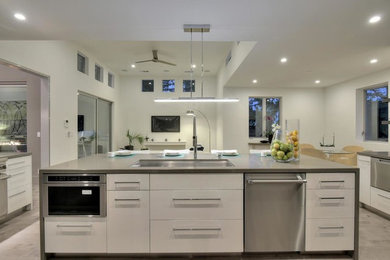 Trendy kitchen photo in San Francisco
