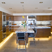 Kitchen: Layout & Decor
