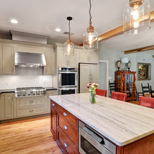 708 Farmingdale - Kitchen
