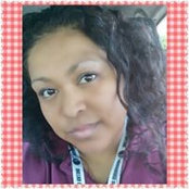 Andrea Saenz's photo
