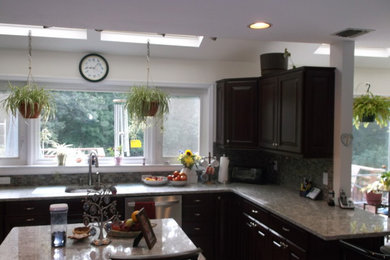 Transitional kitchen photo in New York