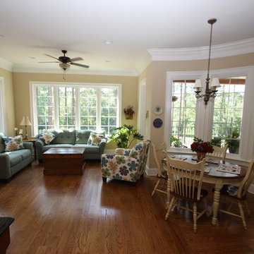 Breakfast Nook/Sunroom